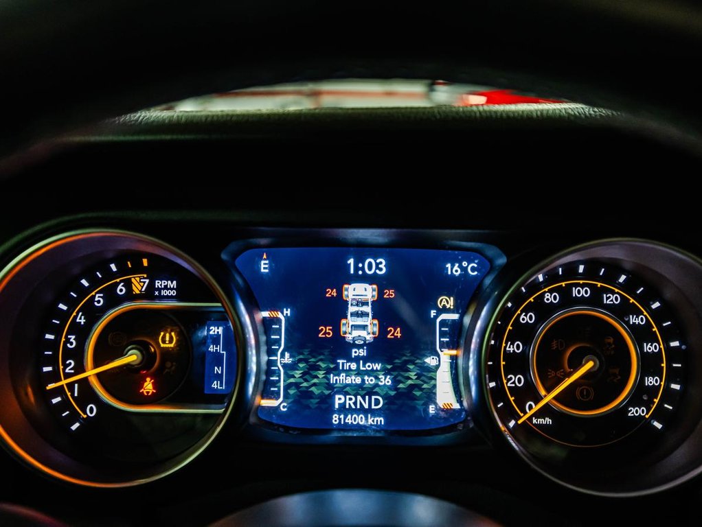 2020 Jeep Wrangler Sahara 4x4 SKYROOF I CUIR I JAMAIS ACCIDENTÉ I DEMARREUR I MAGS I SIEGES CHAUFFANTS I CAMERA in , Quebec - 23 - w1024h768px