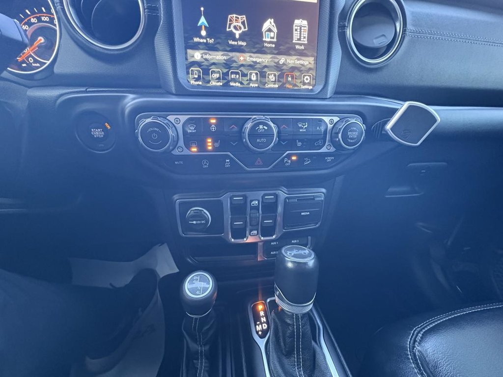 2020 Jeep Wrangler Sahara 4x4 SKYROOF I CUIR I JAMAIS ACCIDENTÉ I DEMARREUR I MAGS I SIEGES CHAUFFANTS I CAMERA in , Quebec - 11 - w1024h768px