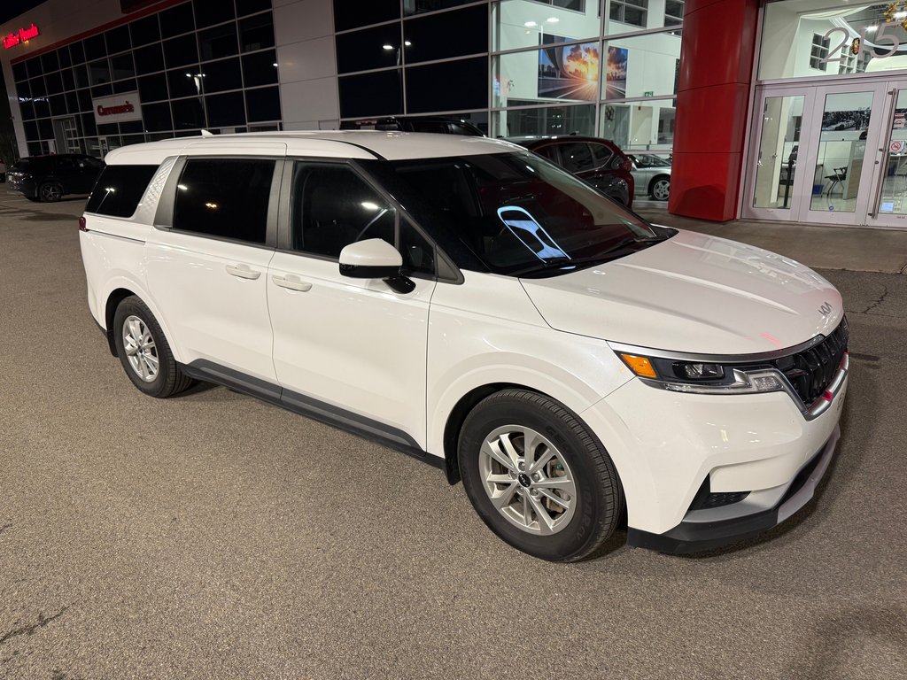 Kia Carnival LX/JAMAIS ACCIDENTÉ 2022 à Lachenaie, Québec - 8 - w1024h768px