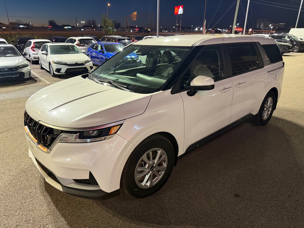 Kia Carnival LX/JAMAIS ACCIDENTÉ 2022 à Lachenaie, Québec - 1 - w1024h768px