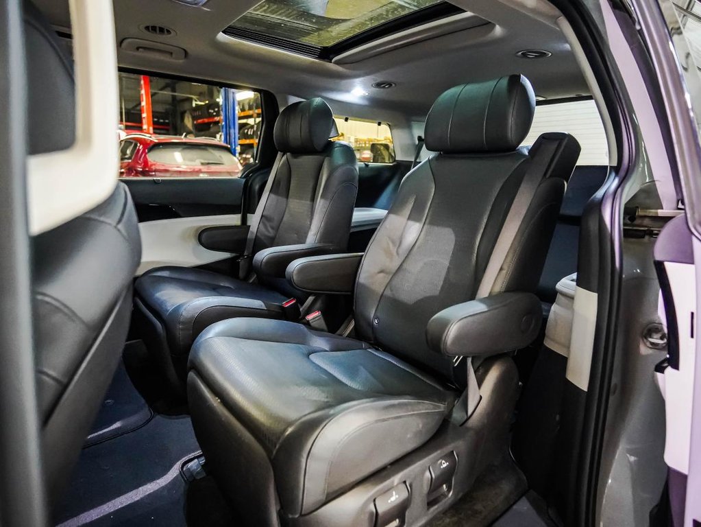 Kia Carnival SX TA **JAMAIS ACCIDENTÉ+GARANTIE 10 ANS/ 200 000KM** TOIT OUVRANT+CUIR** 2023 à Montréal, Québec - 15 - w1024h768px