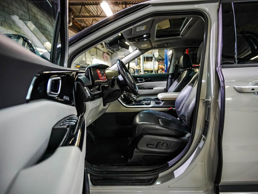 Kia Carnival SX TA **JAMAIS ACCIDENTÉ+GARANTIE 10 ANS/ 200 000KM** TOIT OUVRANT+CUIR** 2023 à Montréal, Québec - 13 - w1024h768px