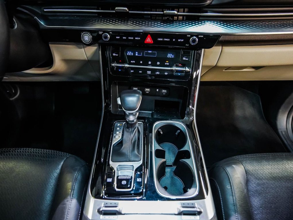 Kia Carnival SX TA **JAMAIS ACCIDENTÉ+GARANTIE 10 ANS/ 200 000KM** TOIT OUVRANT+CUIR** 2023 à Montréal, Québec - 19 - w1024h768px