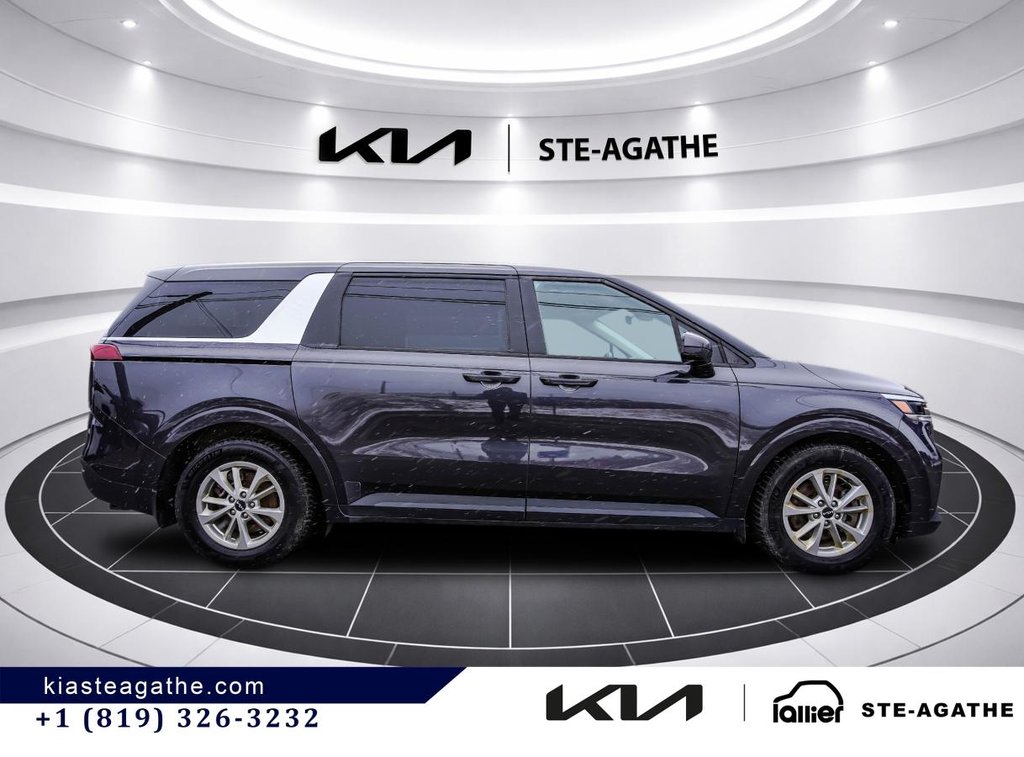 2023 Kia Carnival LX TA in Montréal, Quebec - 8 - w1024h768px