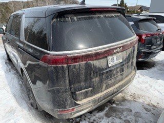 2023 Kia Carnival LX TA in Montréal, Quebec - 5 - w1024h768px