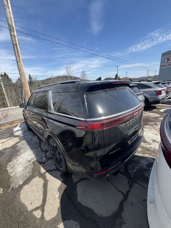 2023 Kia Carnival SX TA **JAMAIS ACCIDENTÉ+GARANTIE 10 ANS/ 200 000KM** CUIR +TOIT OUVRANT** in Montréal, Quebec - 1 - w1024h768px
