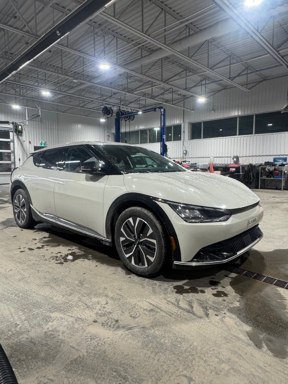 Kia EV6 Long Range AWD JAMAIS ACCIDENTÉ 2022 à Montréal, Québec - 3 - w1024h768px