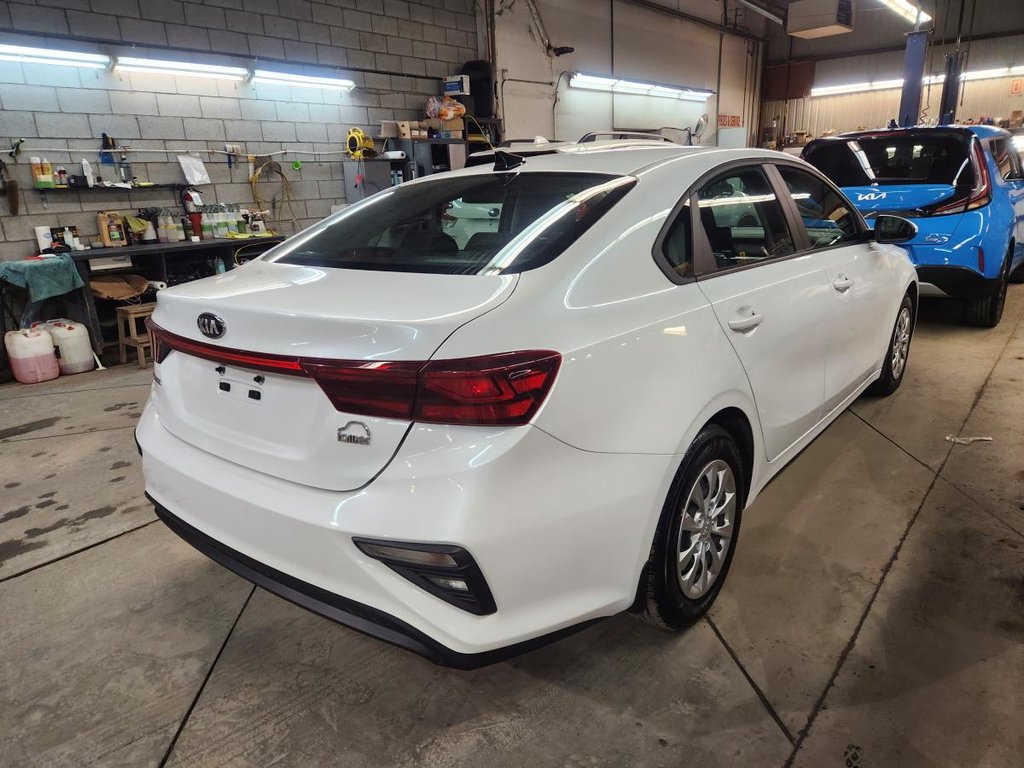 Kia Forte LX | AUTO | CAMERA | GARANTIE 10 ANS / 200000KMS | CARFAX CLEAN 2021 à , Québec - 3 - w1024h768px