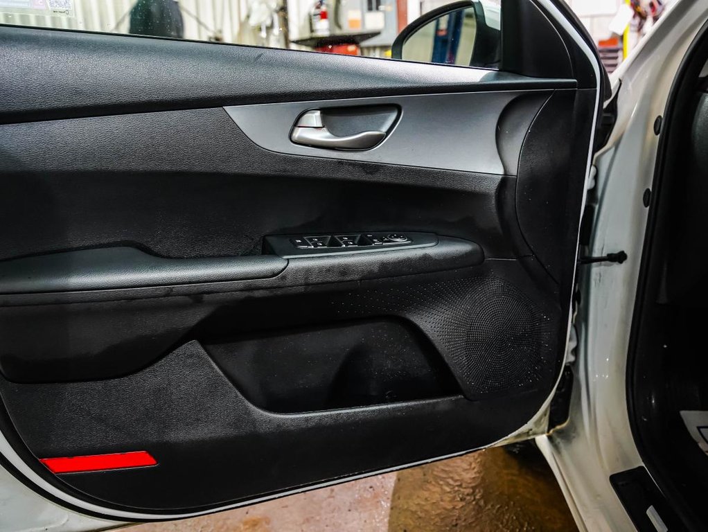 2021 Kia Forte LX | AUTO | CAMERA | GARANTIE 10 ANS / 200000KMS | CARFAX CLEAN in , Quebec - 12 - w1024h768px