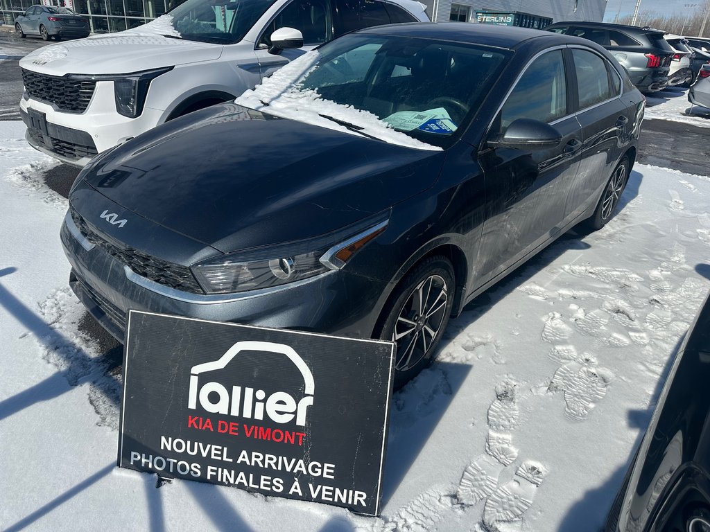 Kia Forte EX 2022 à Montréal, Québec - 1 - w1024h768px