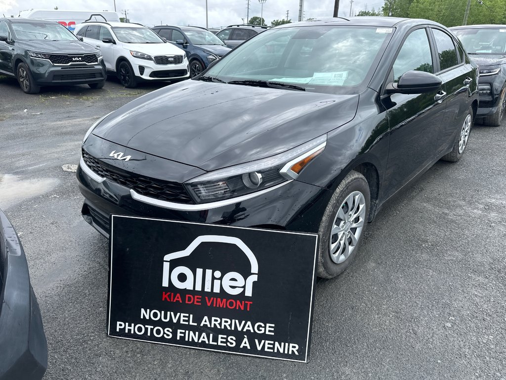 Kia Forte LX 2022 à Montréal, Québec - 1 - w1024h768px