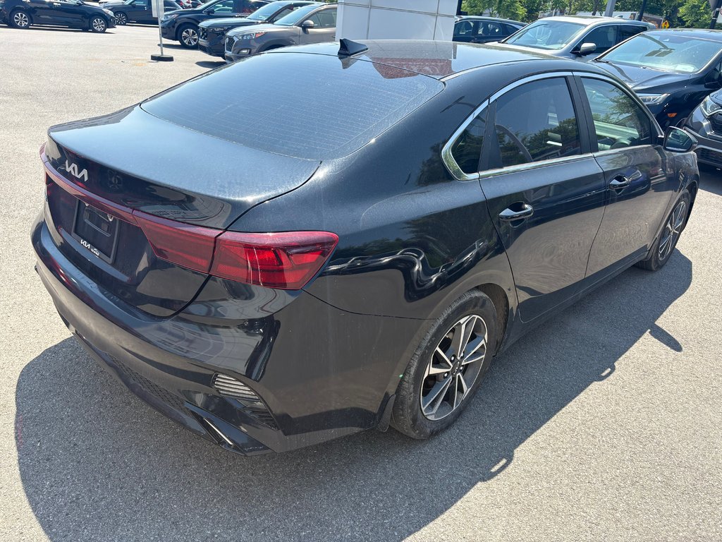 Kia Forte EX 2023 à Montréal, Québec - 3 - w1024h768px