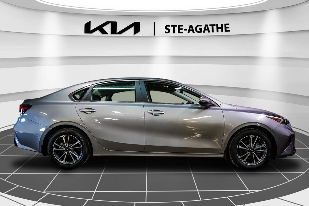 2024 Kia Forte EX | AUTO | CAMERA | GARANTIE 10 ANS / 200000 KM in , Quebec - 8 - w1024h768px