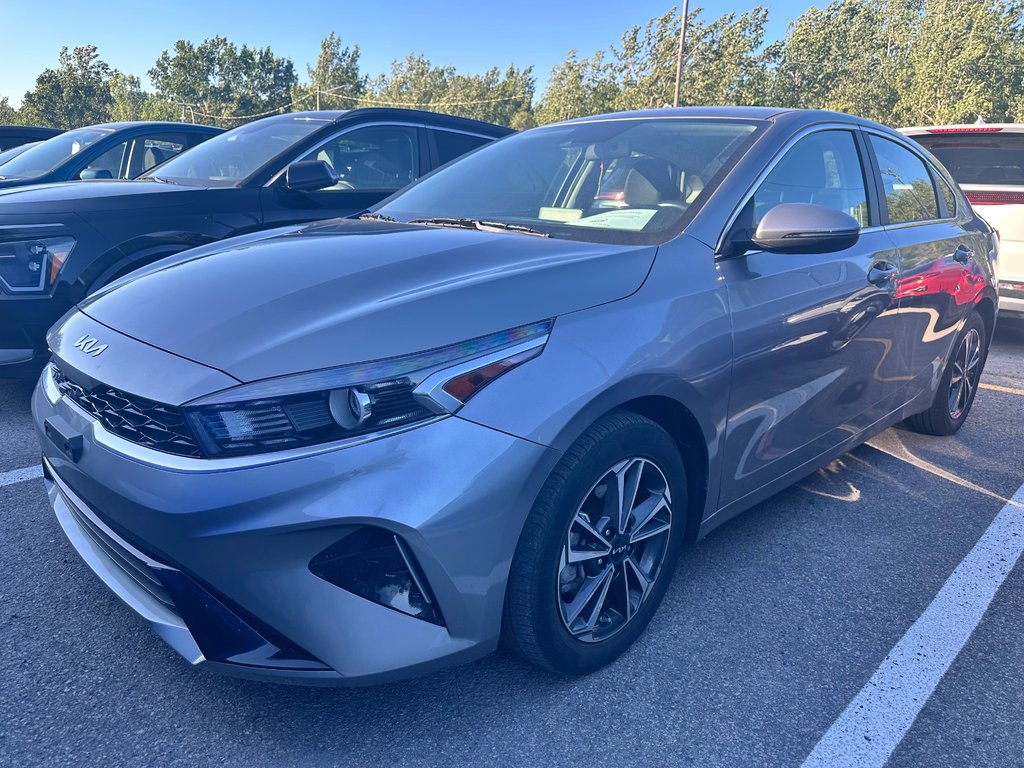 2024 Kia Forte EX in Montréal, Quebec - 1 - w1024h768px