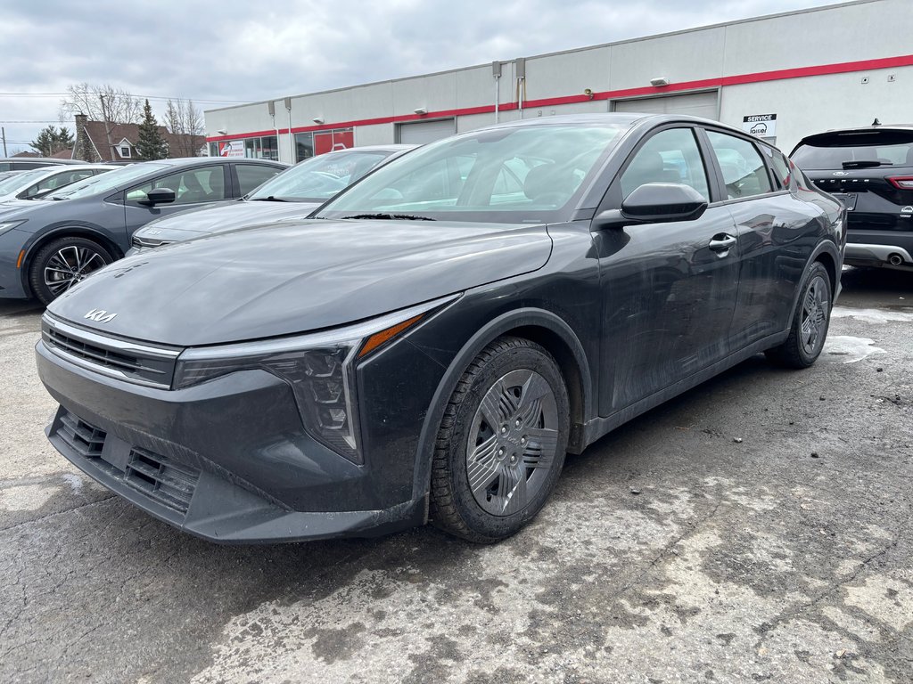 Kia K4 LX 2025 à Montréal, Québec - 1 - w1024h768px