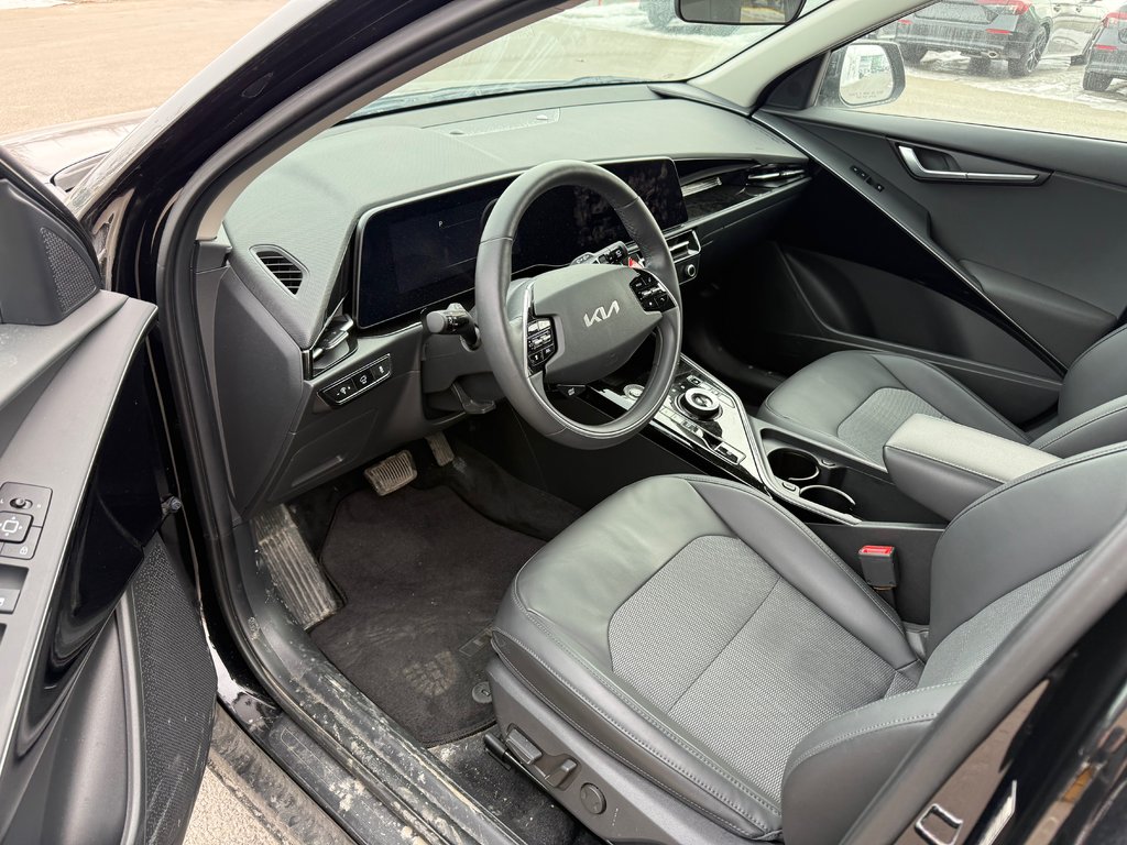 Kia Niro EV PREMIUM PLUS 2023 à Lachenaie, Québec - 5 - w1024h768px