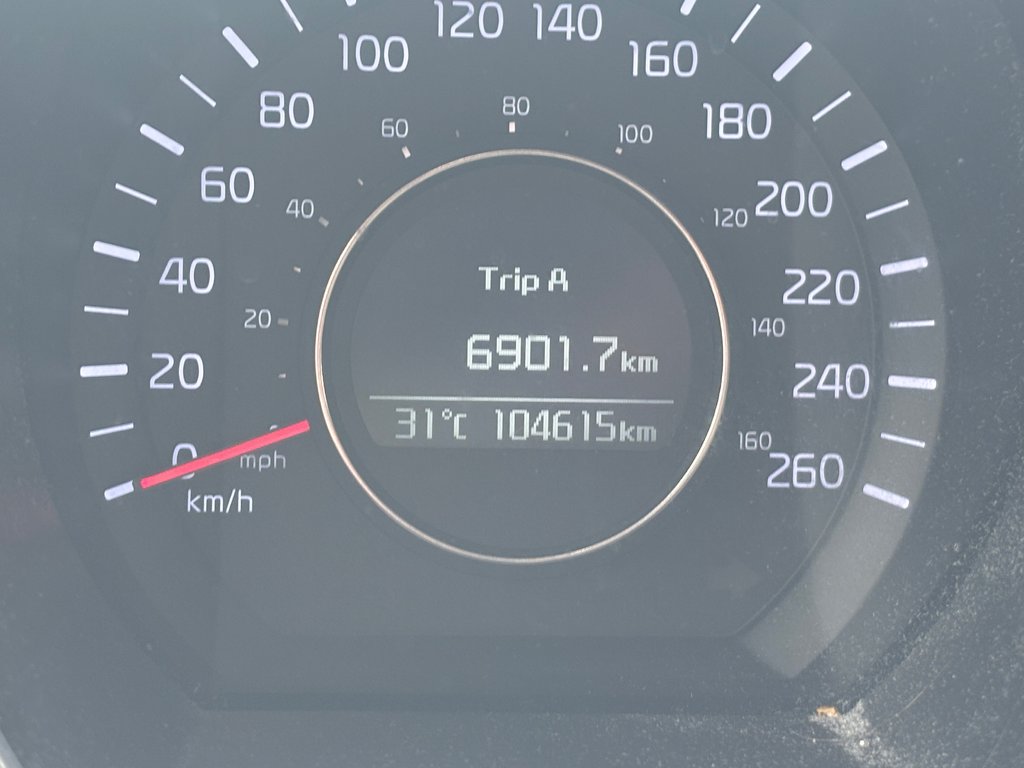 Kia Optima LX 2014 à Montréal, Québec - 5 - w1024h768px