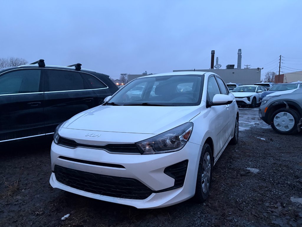 Kia Rio 5-door LX+ 2023 à Montréal, Québec - 1 - w1024h768px