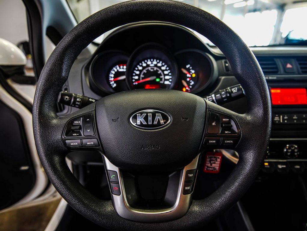 2015 Kia Rio EX 1.6L | AUTOMATIQUE | CARFAX CLEAN | SIEGES CHAUFFANT in , Quebec - 11 - w1024h768px