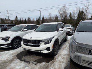 Kia Seltos LX Traction Intégrale 2021 à Montréal, Québec - 1 - w1024h768px