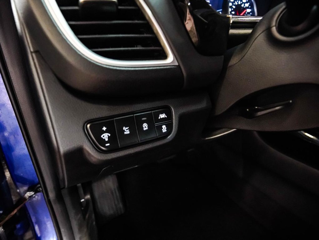 2022 Kia Seltos SX TURBO | AWD | TOIT OUVRANT | CUIR NOIR | GARANTIE 10ANS/200000 KM in , Quebec - 12 - w1024h768px