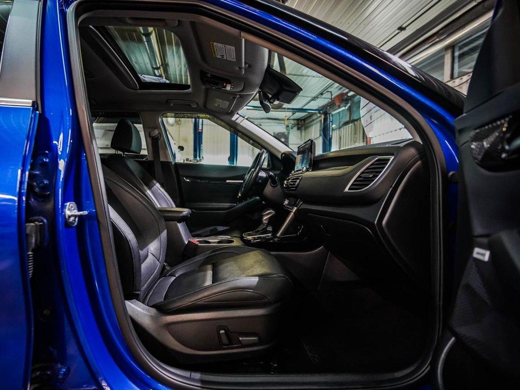 2022 Kia Seltos SX TURBO | AWD | TOIT OUVRANT | CUIR NOIR | GARANTIE 10ANS/200000 KM in , Quebec - 17 - w1024h768px