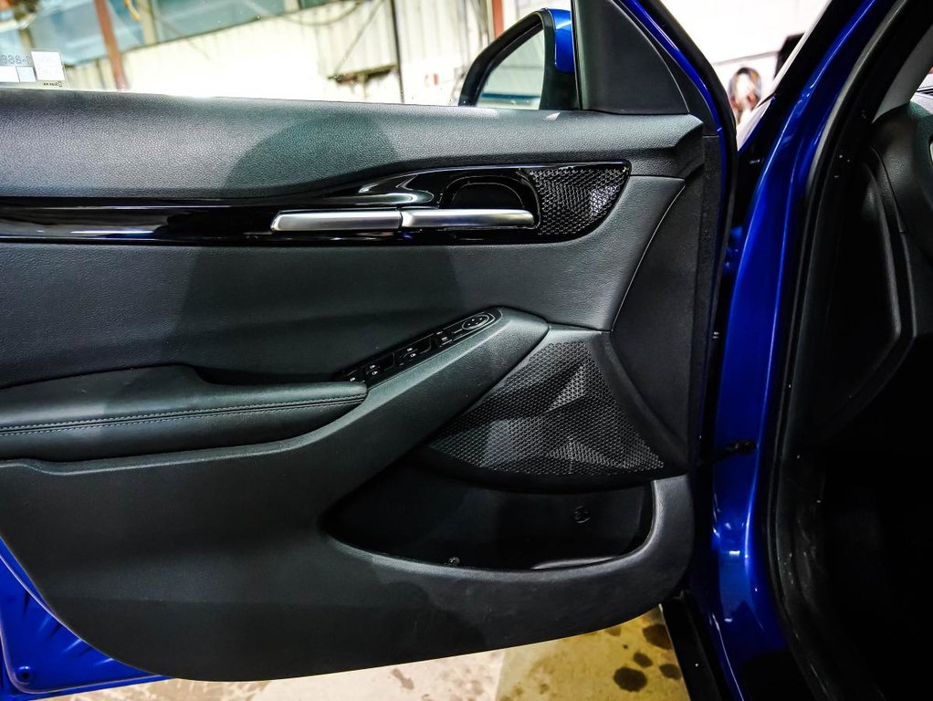 Kia Seltos EX Traction Intégrale ***GARANTIE 10 ANS/ 200 000KM*** CUIR + TOIT OUVRANT*** 2023 à Montréal, Québec - 12 - w1024h768px