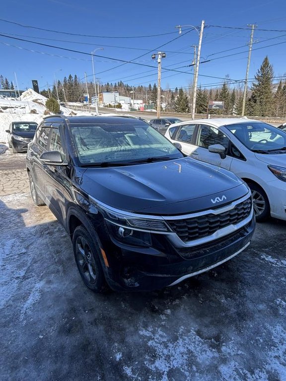 Kia Seltos LX **JAMAIS ACCIDENTÉ+GARANTIE 10 ANS/ 200 000KM** SIÈGES CHAUFFANTS+CAMÉRA DE RECUL** 2023 à Montréal, Québec - 3 - w1024h768px