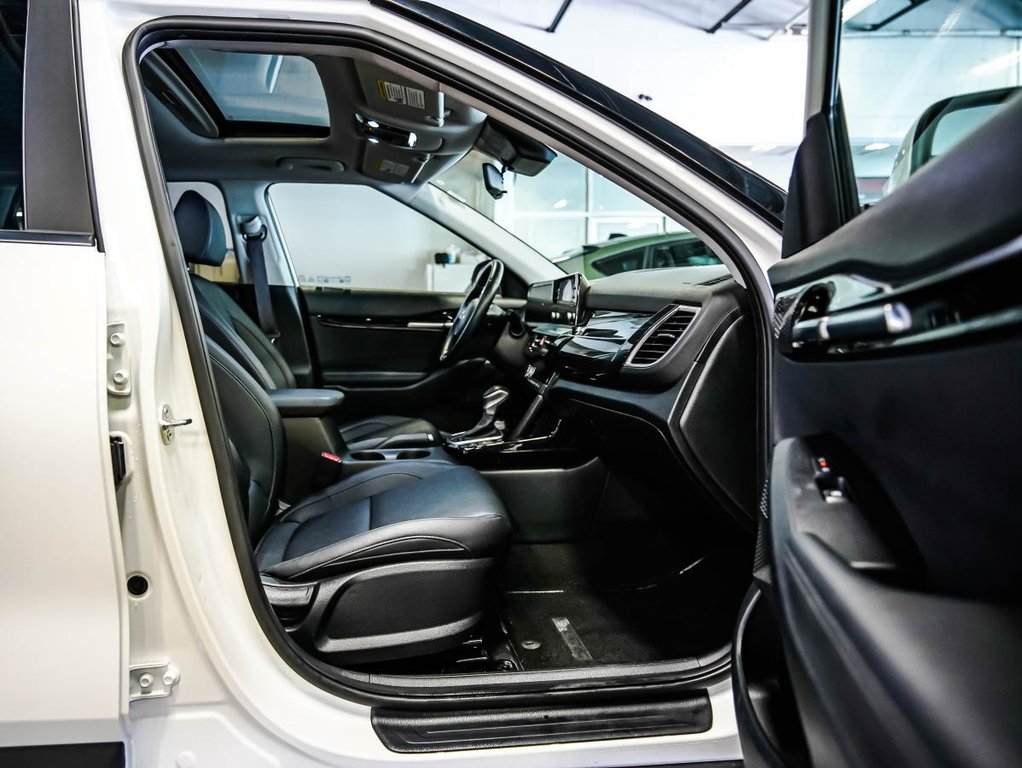 2025 Kia Seltos EX Traction Intégral **JAMAIS ACCIDENTÉ+GARANTIE 10 ANS/ 200 000KM** TOIT OUVRANT+CUIR** in Montréal, Quebec - 17 - w1024h768px