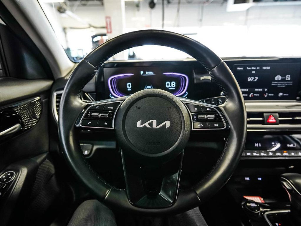 2025 Kia Seltos EX Traction Intégral **JAMAIS ACCIDENTÉ+GARANTIE 10 ANS/ 200 000KM** TOIT OUVRANT+CUIR** in Montréal, Quebec - 12 - w1024h768px