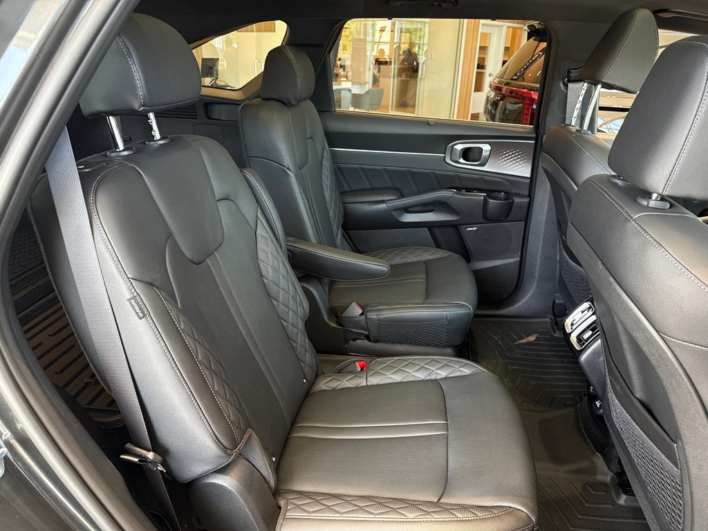2026 Kia Sorento PHEV SX in Montréal, Quebec - 5 - w1024h768px