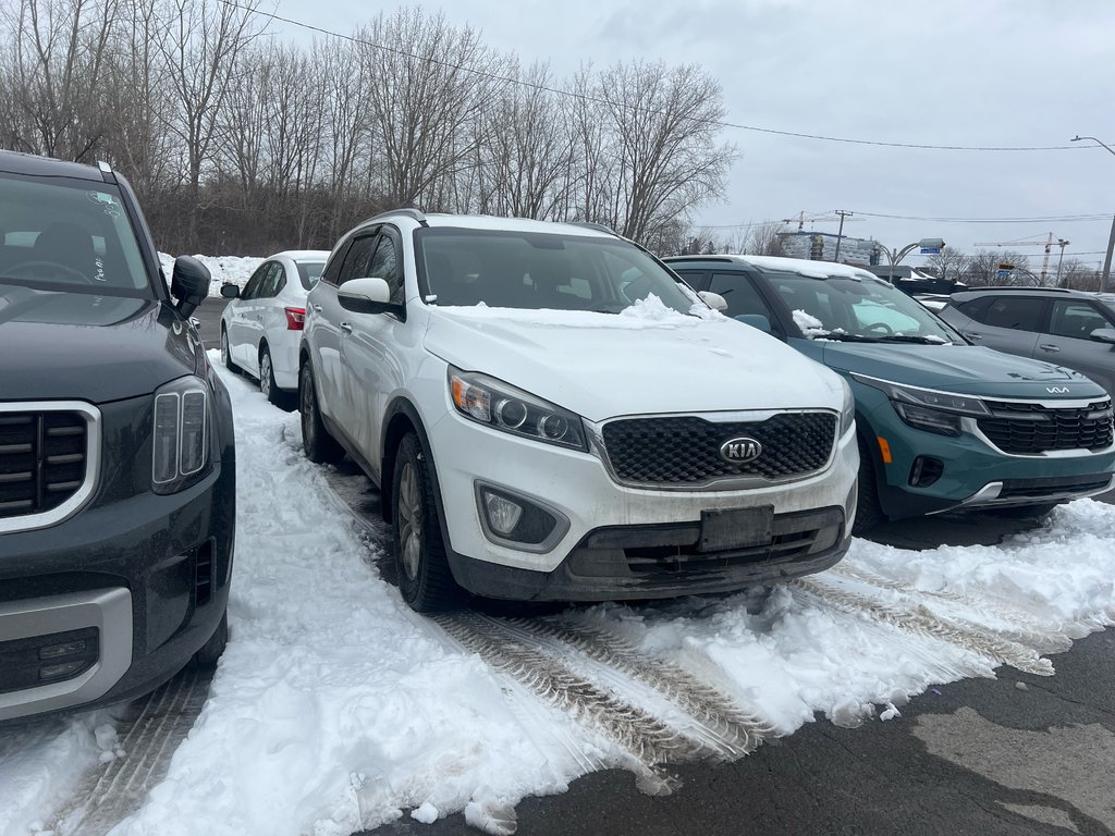 2017 Kia Sorento LX in Montréal, Quebec - 1 - w1024h768px