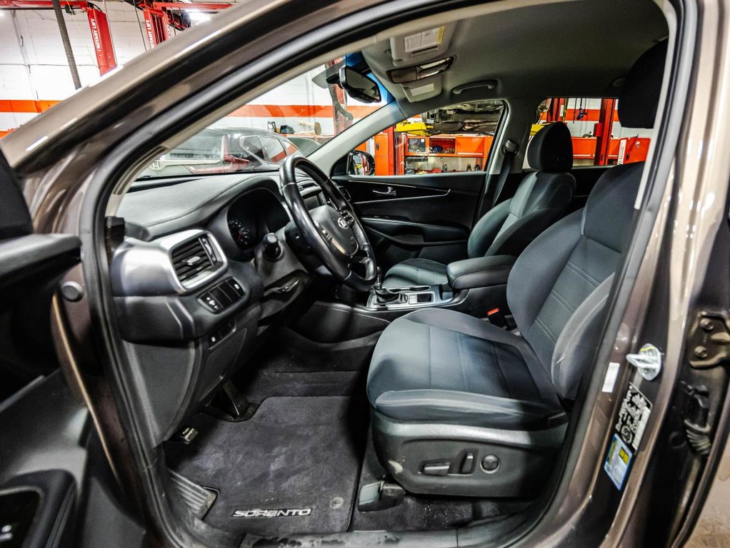 2019 Kia Sorento LX V6 Premium AWD 1 PROPRIO I 7 PLACES I SIEGES ET VOLANT CHAUFFANTS I CARPLAY I CAMERA I BLUETOOTH in Montréal, Quebec - 19 - w1024h768px