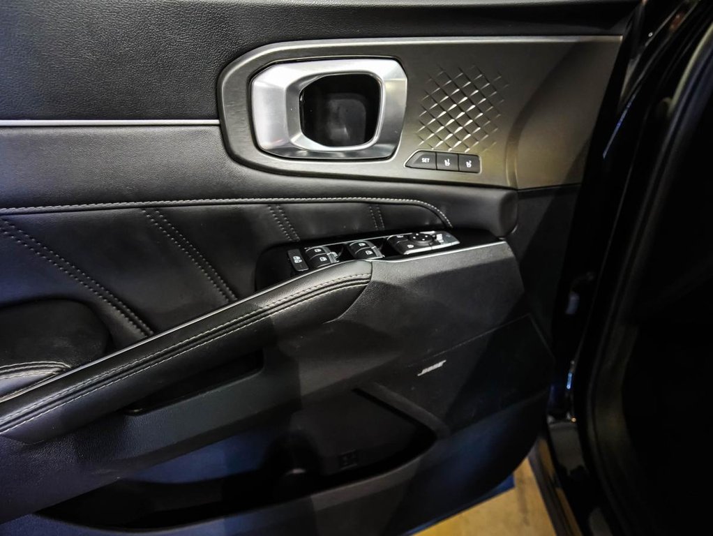 Kia Sorento SX | AWD | INT. NOIR | GARANTIE 10 ANS / 200000 KMS 2023 à , Québec - 12 - w1024h768px