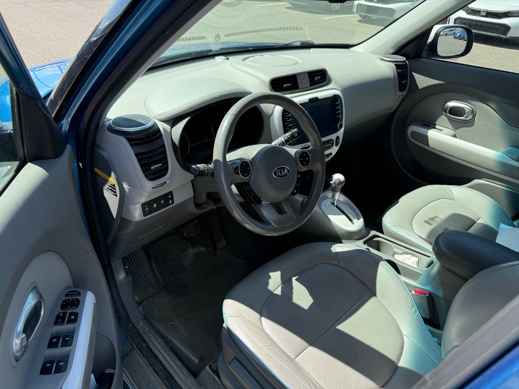 2016 Kia Soul EV Luxury/JAMAIS ACCIDENTÉ in Lachenaie, Quebec - 9 - w1024h768px