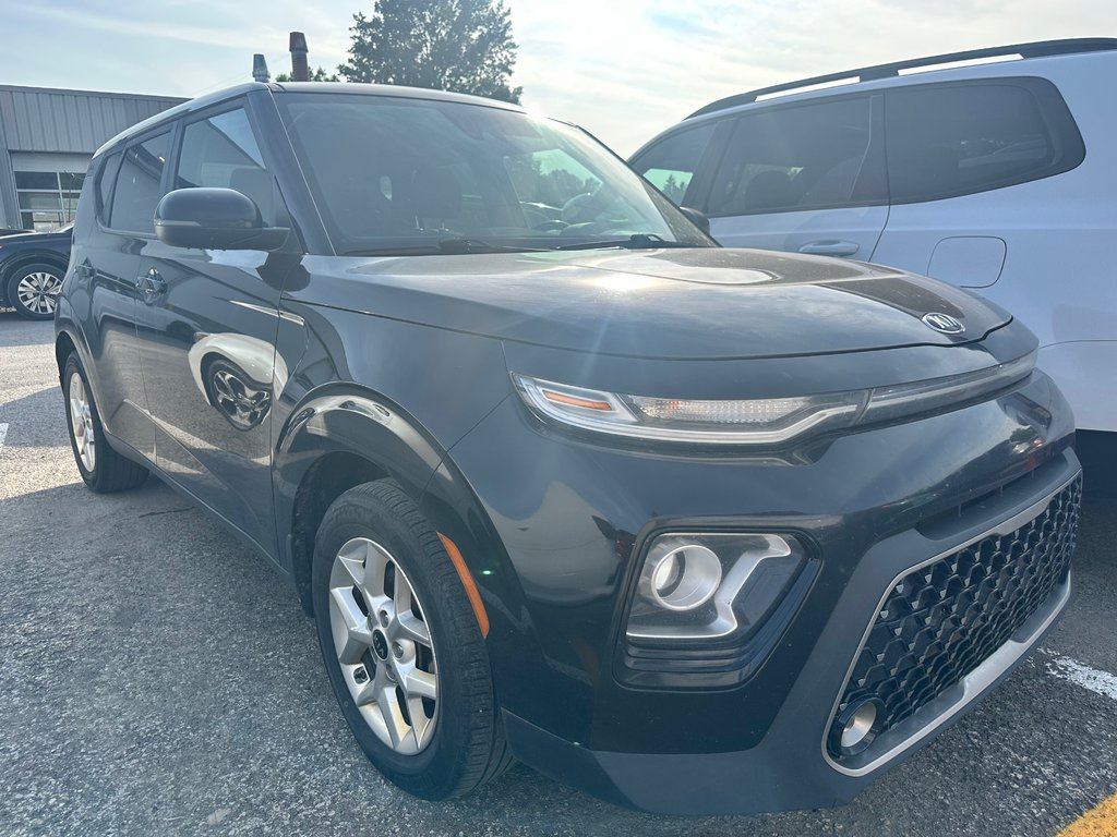 2021 Kia Soul EX in Montréal, Quebec - 1 - w1024h768px