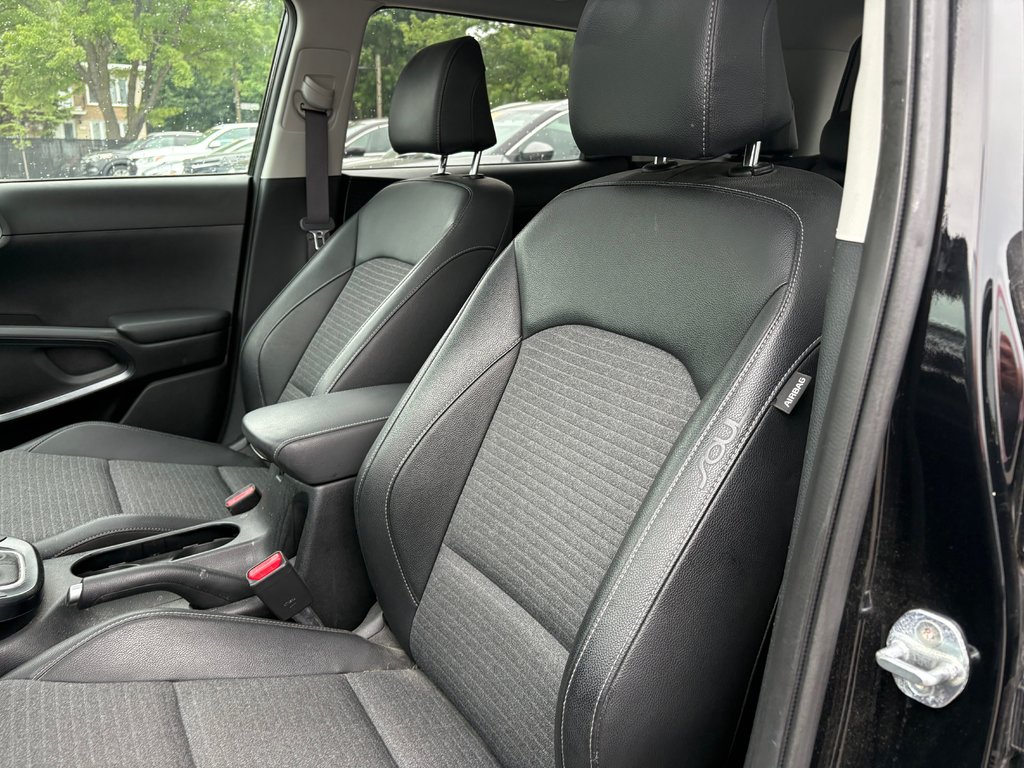 2022 Kia Soul EX+ JAMAIS ACCIDENTÉ in Montreal, Quebec - 5 - w1024h768px