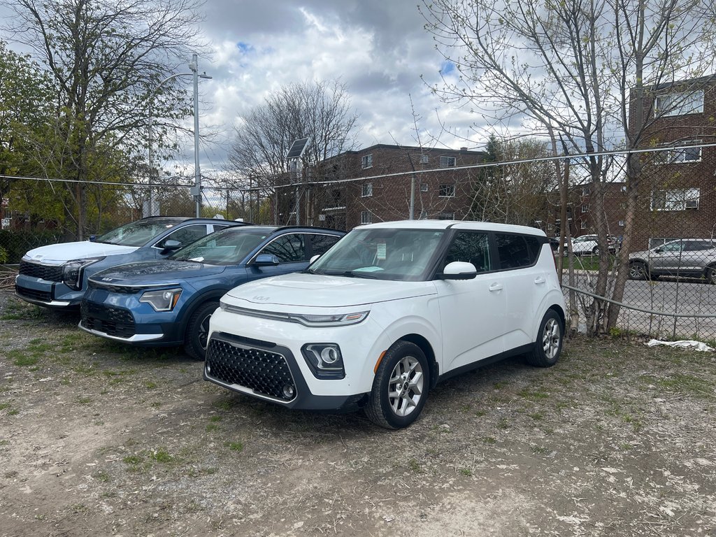 Kia Soul EX 2022 à Montréal, Québec - 1 - w1024h768px