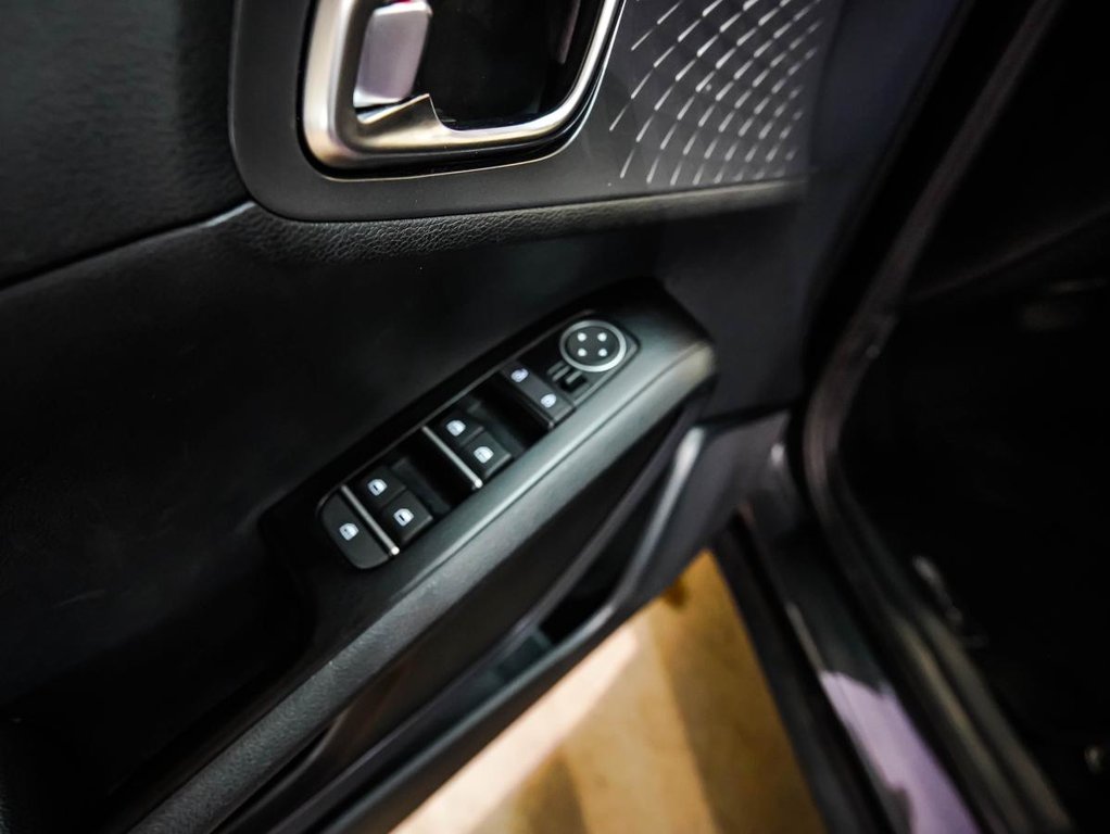 2023 Kia Soul EX PREMIUM | FWD | TOIT | GARANTIE 10 ANS / 200,000KM in , Quebec - 13 - w1024h768px