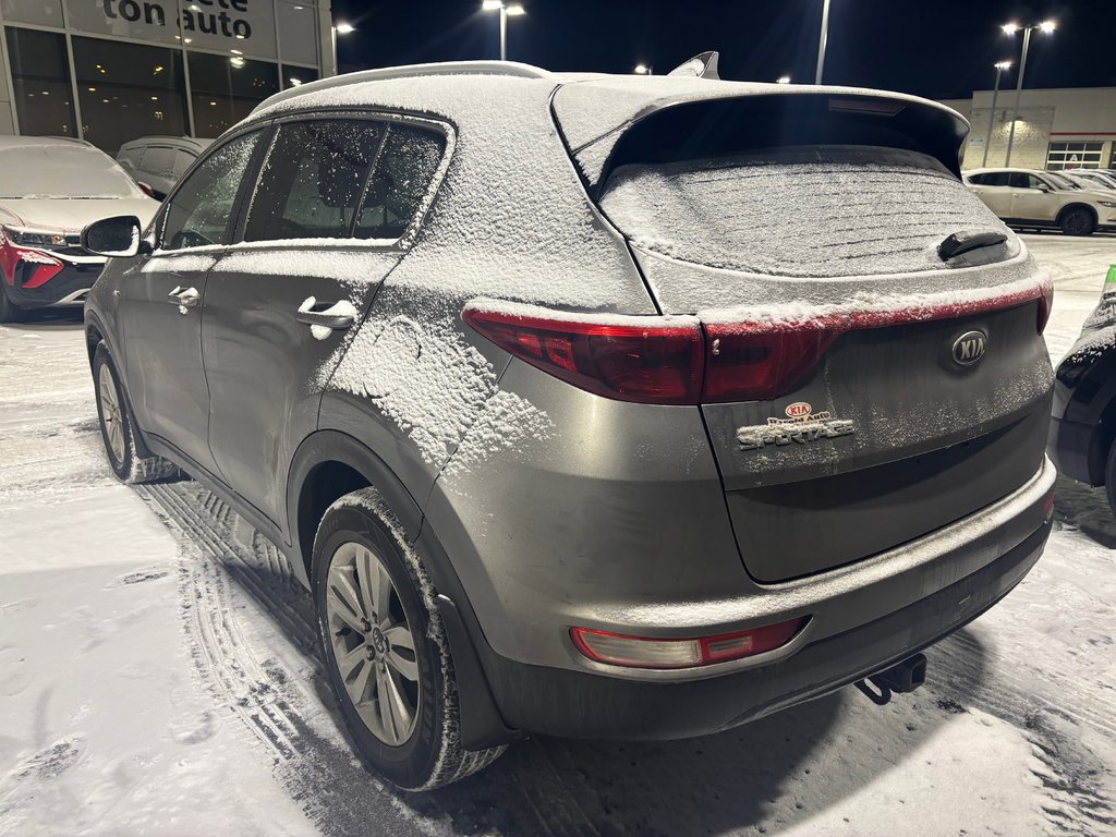 2017 Kia Sportage LX in Montréal, Quebec - 4 - w1024h768px