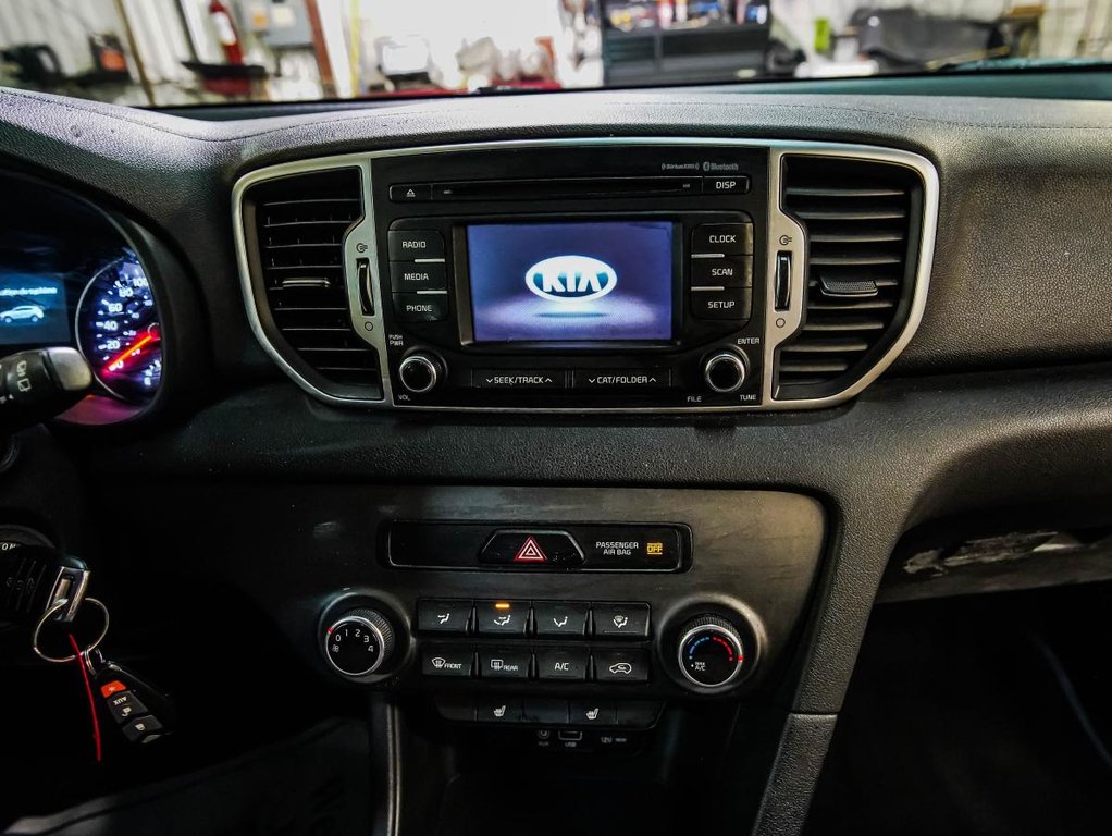Kia Sportage LX 4 portes TI **JAMAIS ACCIDENTÉ+ UN SEUL PROPRIÉTAIRE** 2017 à Montréal, Québec - 17 - w1024h768px