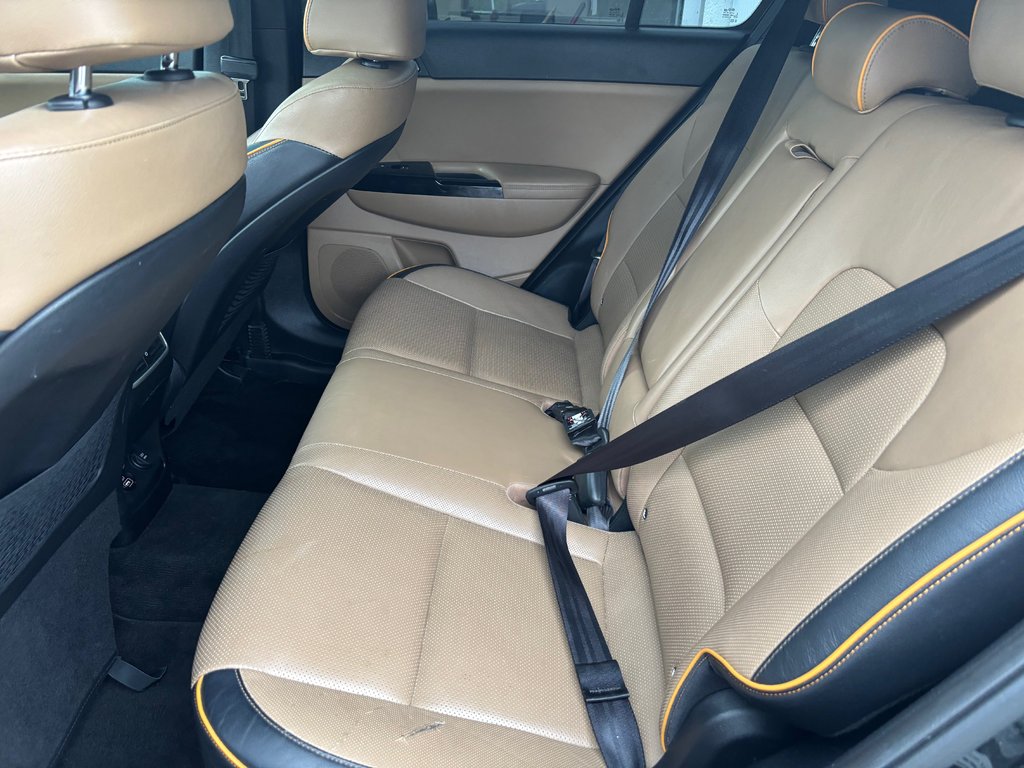 2017 Kia Sportage SX Turbo in Montréal, Quebec - 7 - w1024h768px