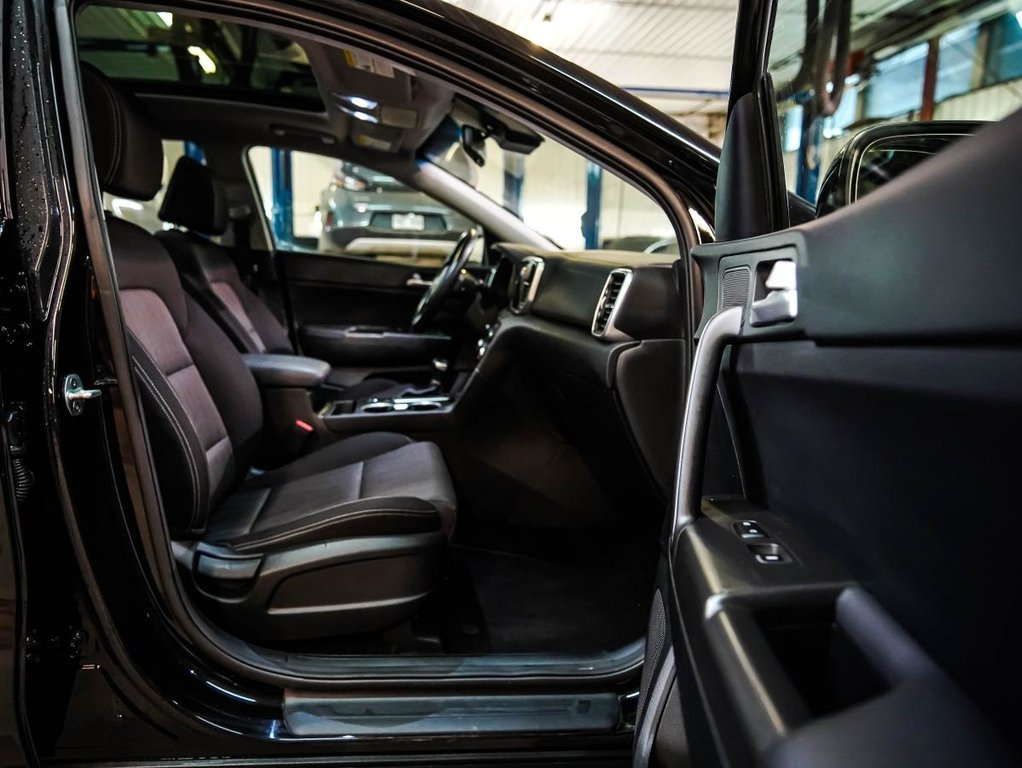 Kia Sportage EX S | AWD | GARANTIE 10 ANS/ 200000 KMS | CARFAX CLEAN 2020 à Montréal, Québec - 16 - w1024h768px