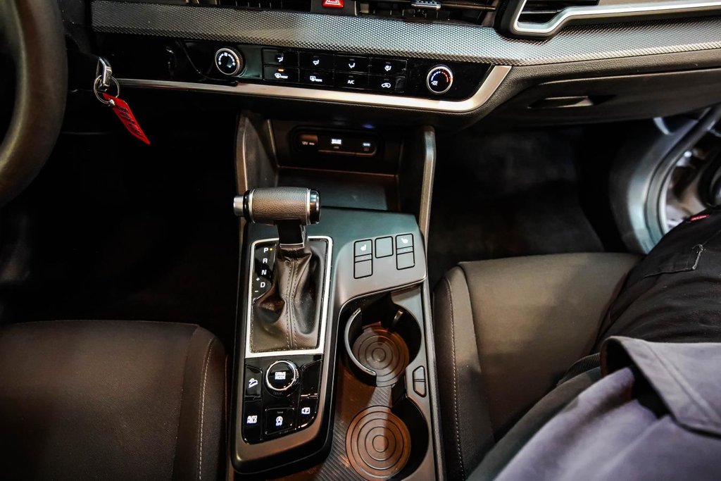 Kia Sportage LX TA  | CARFAX CLEAN | GARANTIE 10 ANS / 200,000KM+ 1 PROPRIÉTAIRE | 2023 à , Québec - 17 - w1024h768px