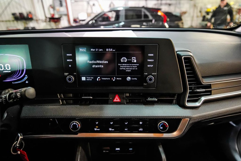 Kia Sportage LX TA  | CARFAX CLEAN | GARANTIE 10 ANS / 200,000KM+ 1 PROPRIÉTAIRE | 2023 à , Québec - 16 - w1024h768px