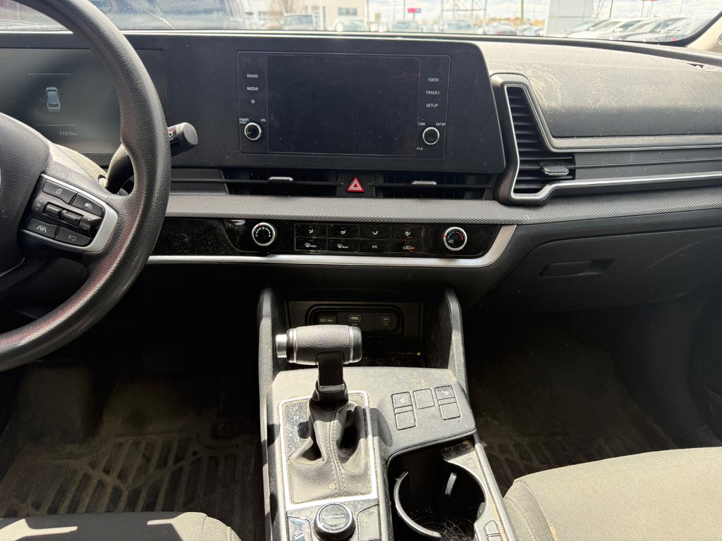 Kia Sportage LX AWD 2023 à Lachenaie, Québec - 8 - w1024h768px