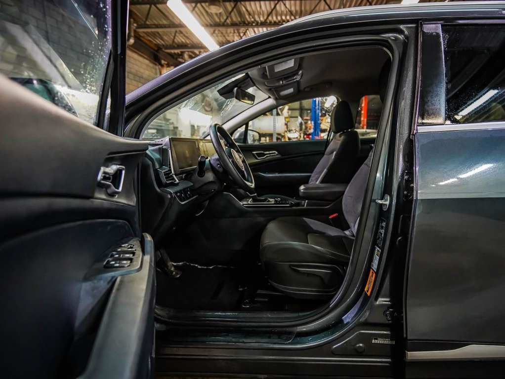 Kia Sportage LX Traction Intégrale **GARANTIE 10 ANS/ 200 000KM+UN PROPRIÉTAIRE**AWD 2024 à Montréal, Québec - 12 - w1024h768px