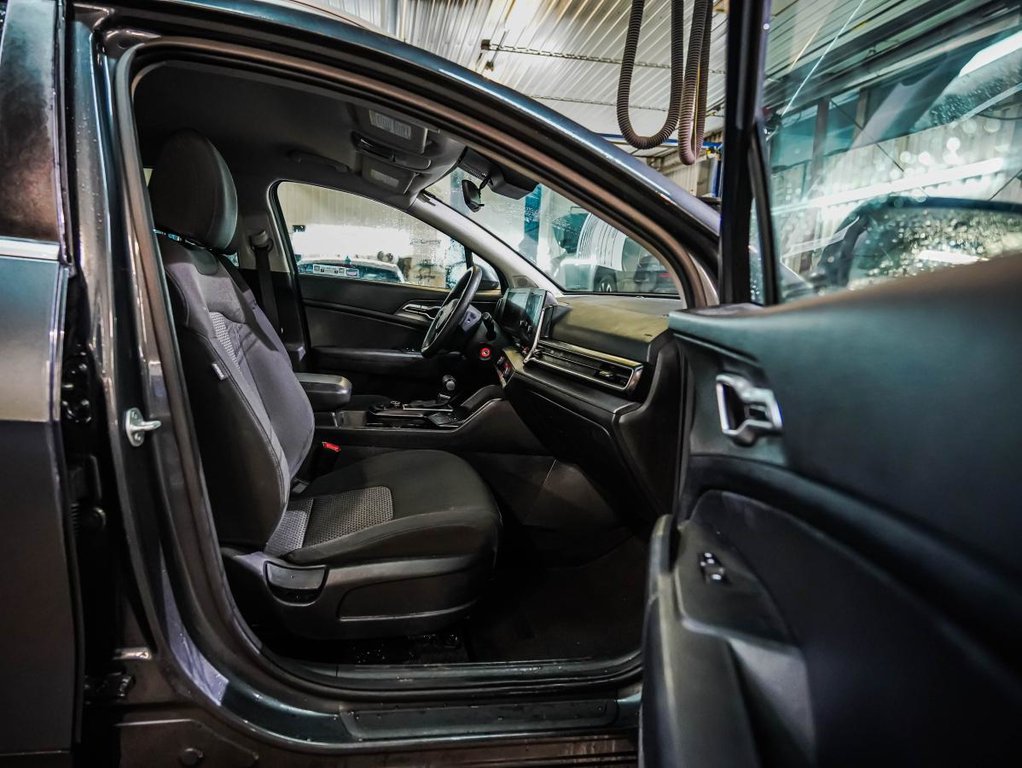 Kia Sportage LX Traction Intégrale **GARANTIE 10 ANS/ 200 000KM+UN PROPRIÉTAIRE**AWD 2024 à Montréal, Québec - 15 - w1024h768px