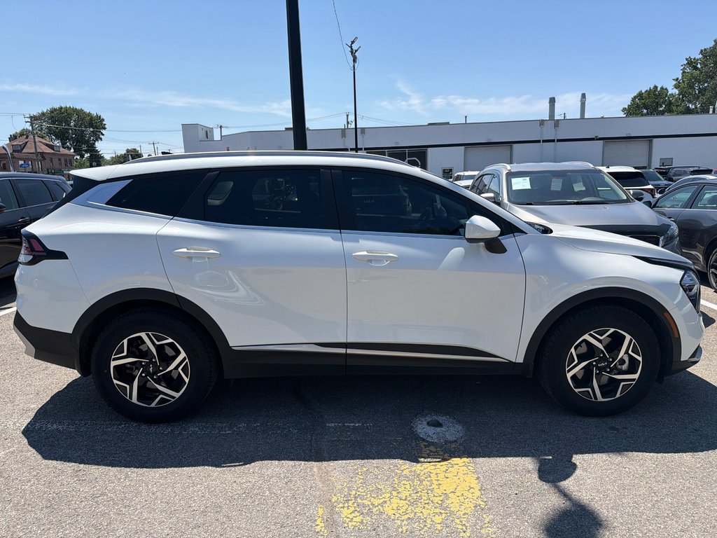 2025 Kia Sportage LX in Montréal, Quebec - 2 - w1024h768px