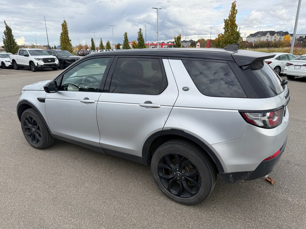 2018 Land Rover Discovery Sport SE in Lachenaie, Quebec - 2 - w1024h768px